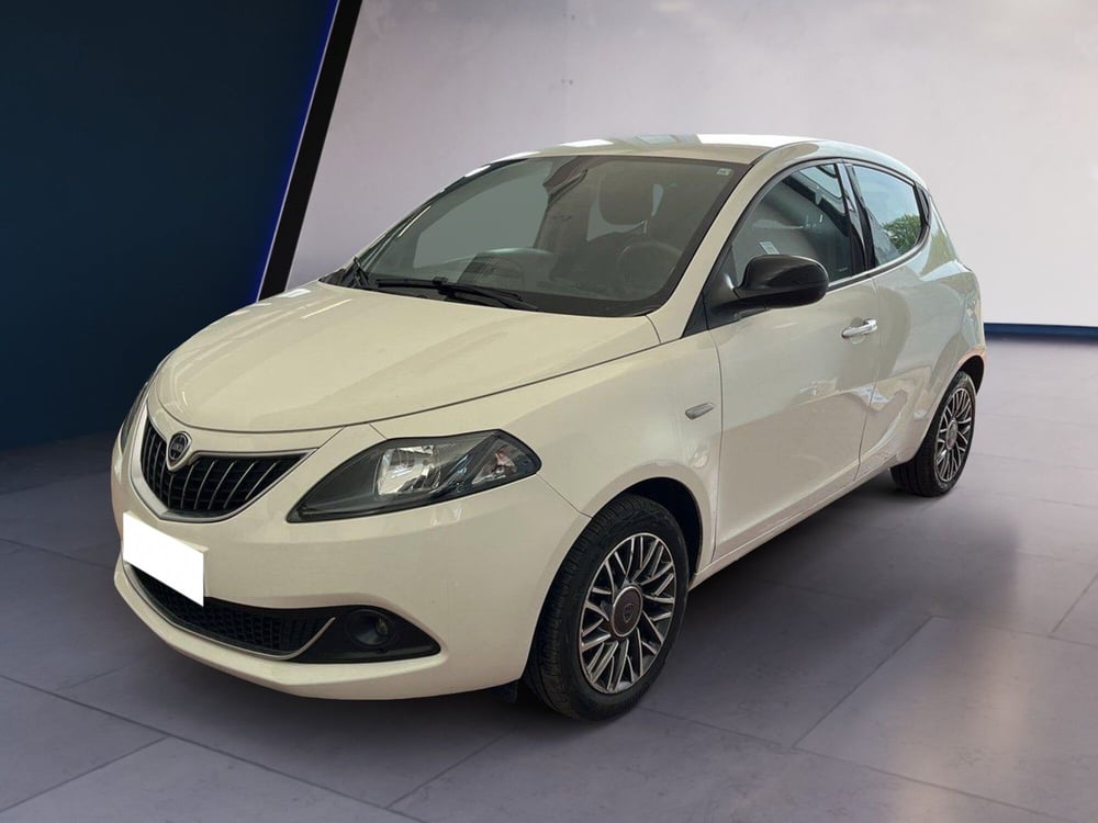 Lancia Ypsilon usata a Torino (2)