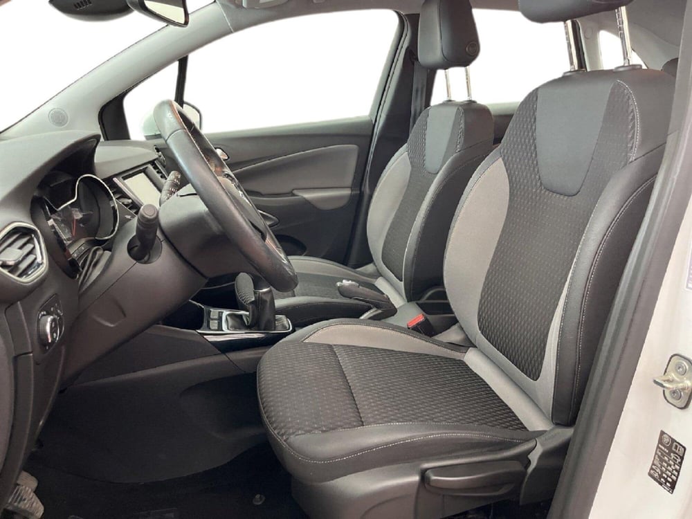 Opel Crossland X usata a Torino (10)