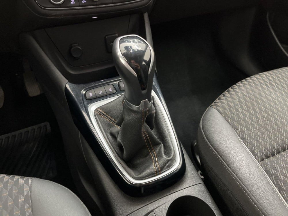 Opel Crossland X usata a Torino (15)
