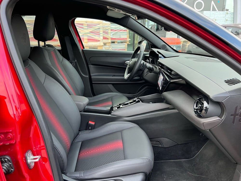 Alfa Romeo Junior nuova a Milano (14)