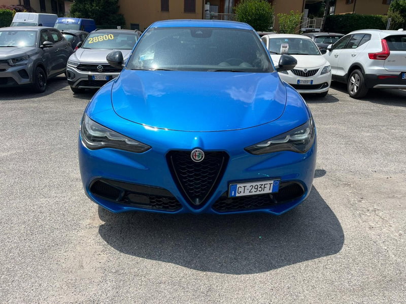 Alfa Romeo Stelvio usata a Milano (2)