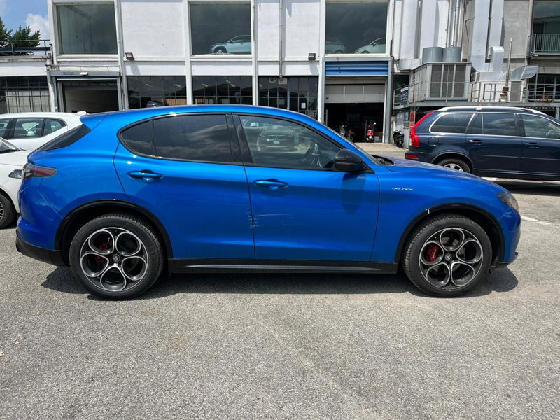 Alfa Romeo Stelvio usata a Milano (5)