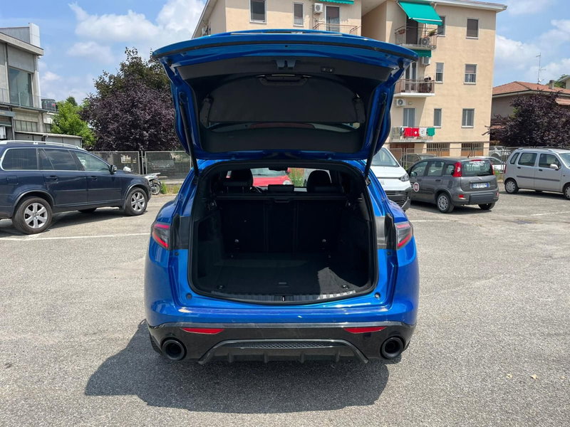 Alfa Romeo Stelvio usata a Milano (9)