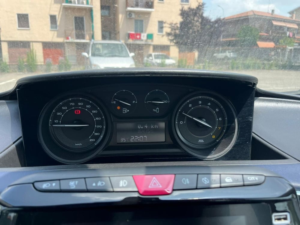 Lancia Ypsilon usata a Milano (19)