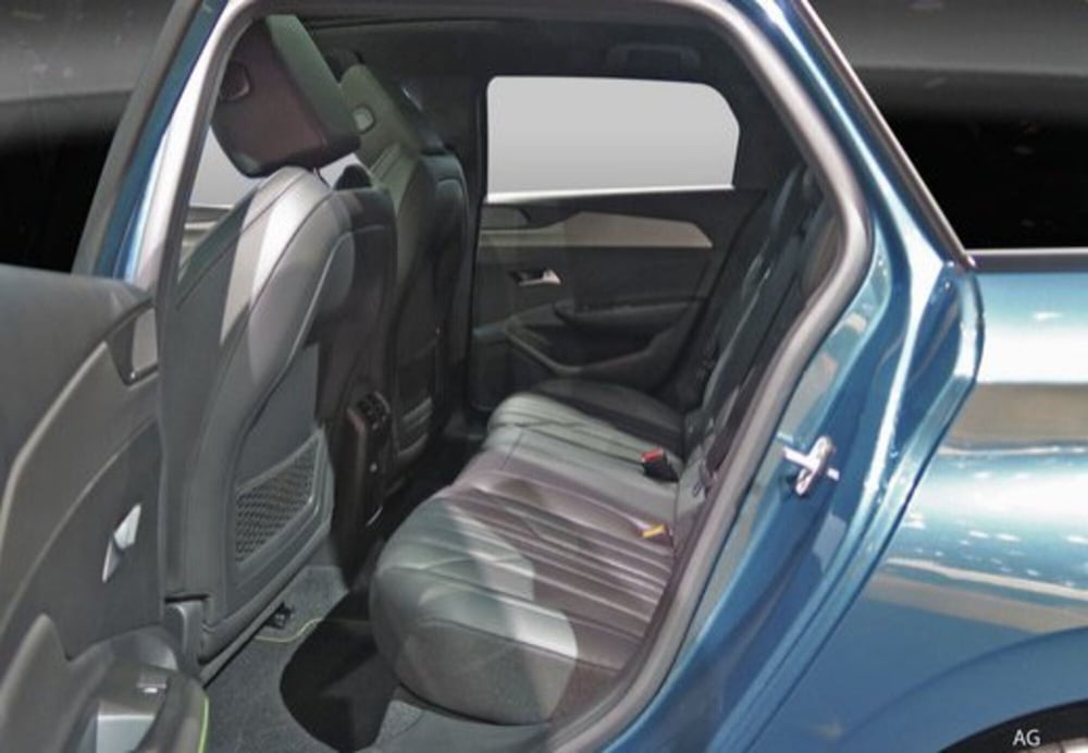 Peugeot 308 SW nuova a Caserta (13)