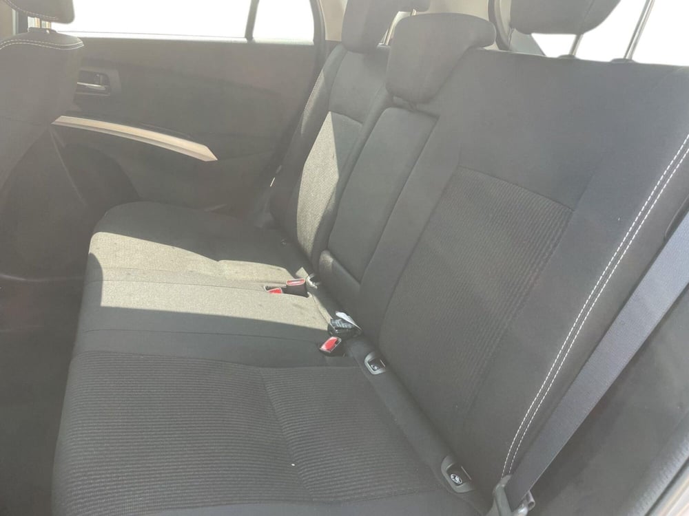 Suzuki S-Cross usata a Prato (12)