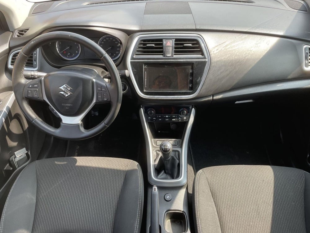 Suzuki S-Cross usata a Prato (9)