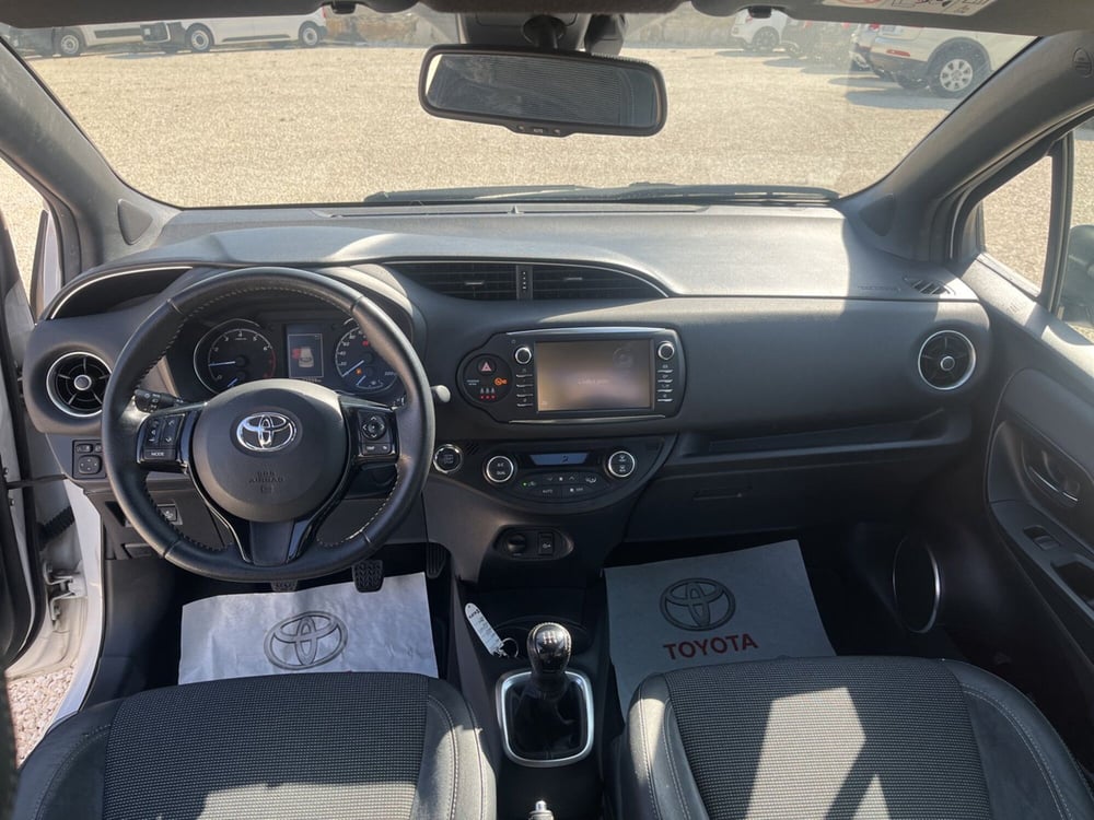 Toyota Yaris usata a Catania (10)
