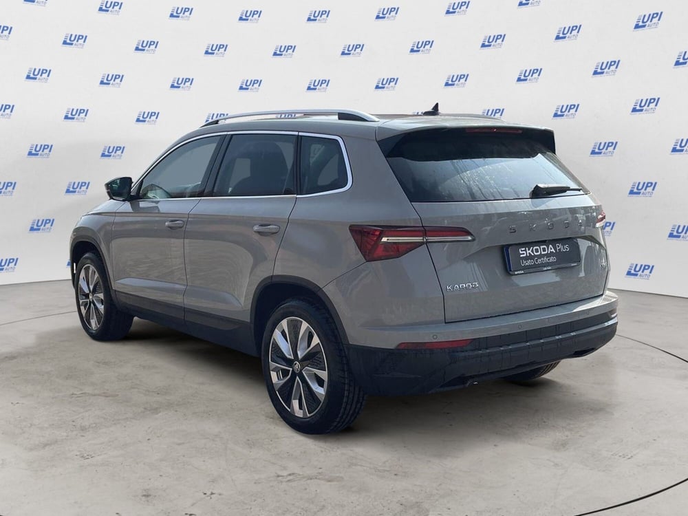 Skoda Karoq nuova a Prato (3)