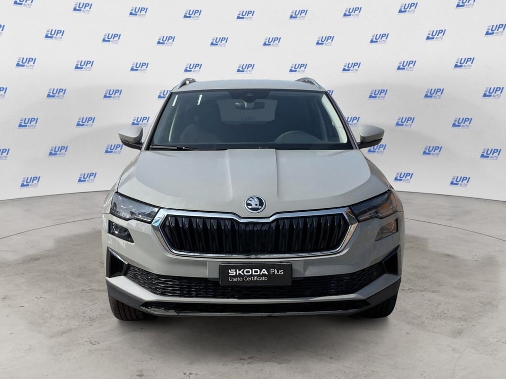 Skoda Karoq nuova a Prato (7)