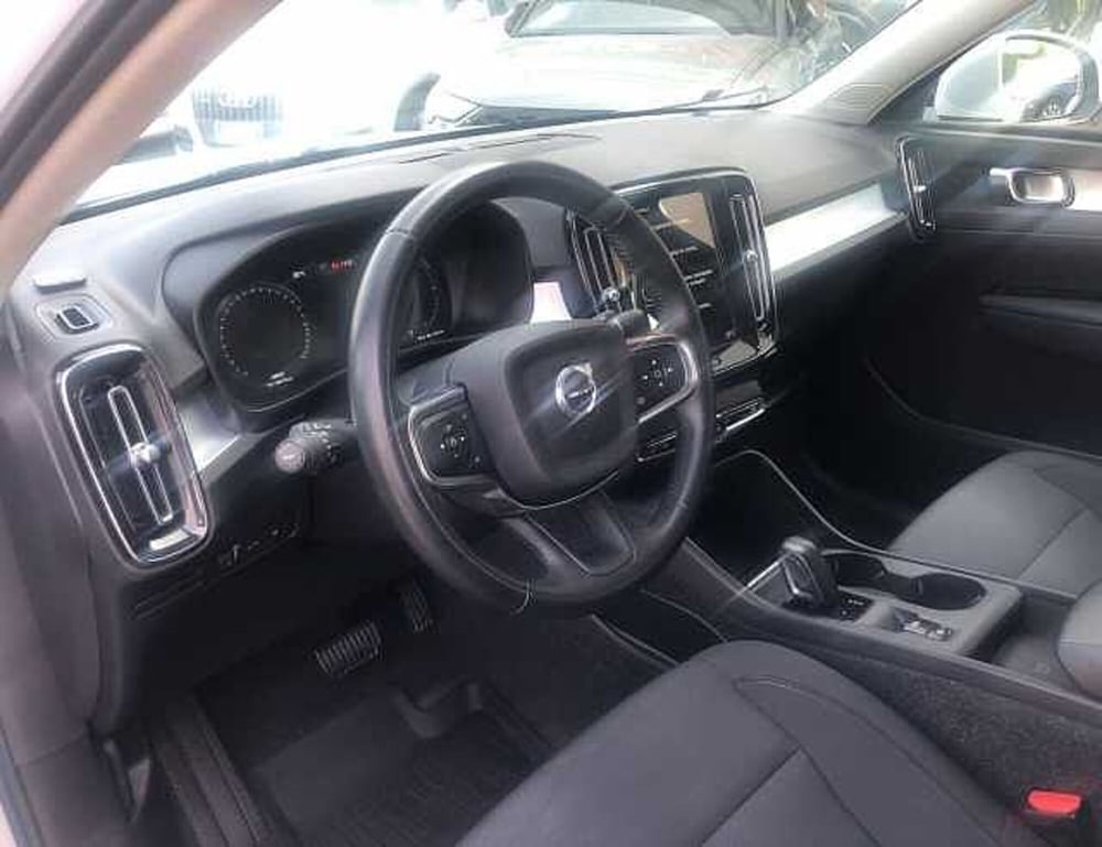 Volvo XC40 usata a Lucca (11)