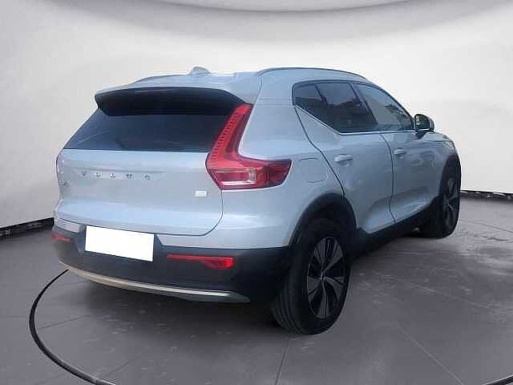 Volvo XC40 usata a Lucca (2)