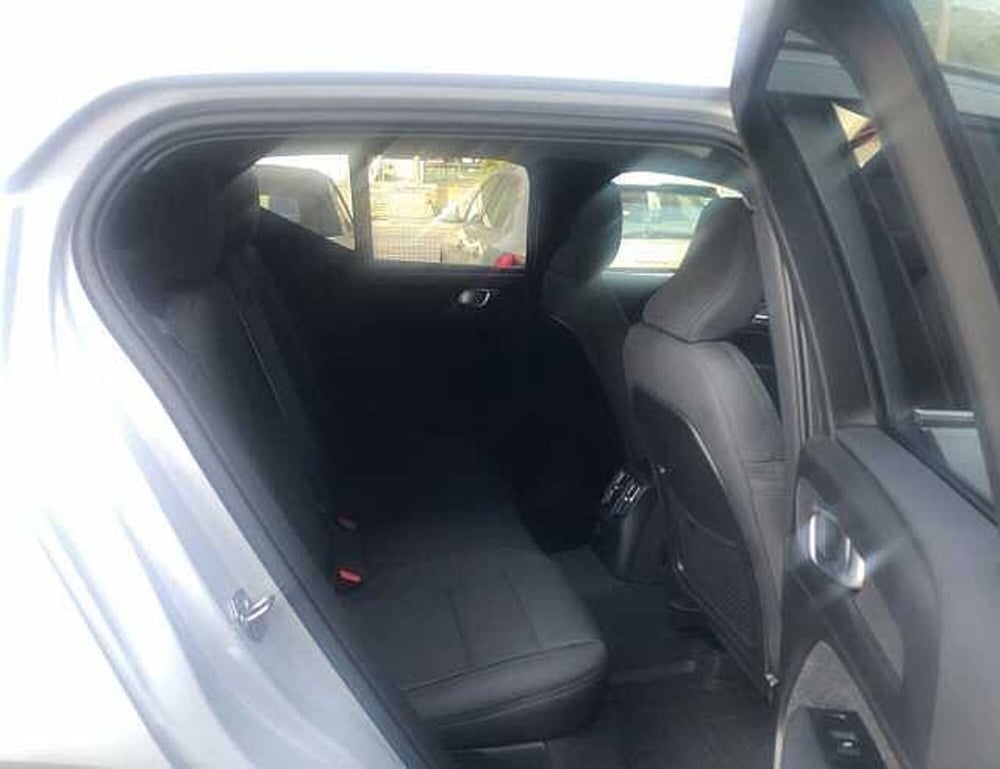 Volvo XC40 usata a Lucca (7)