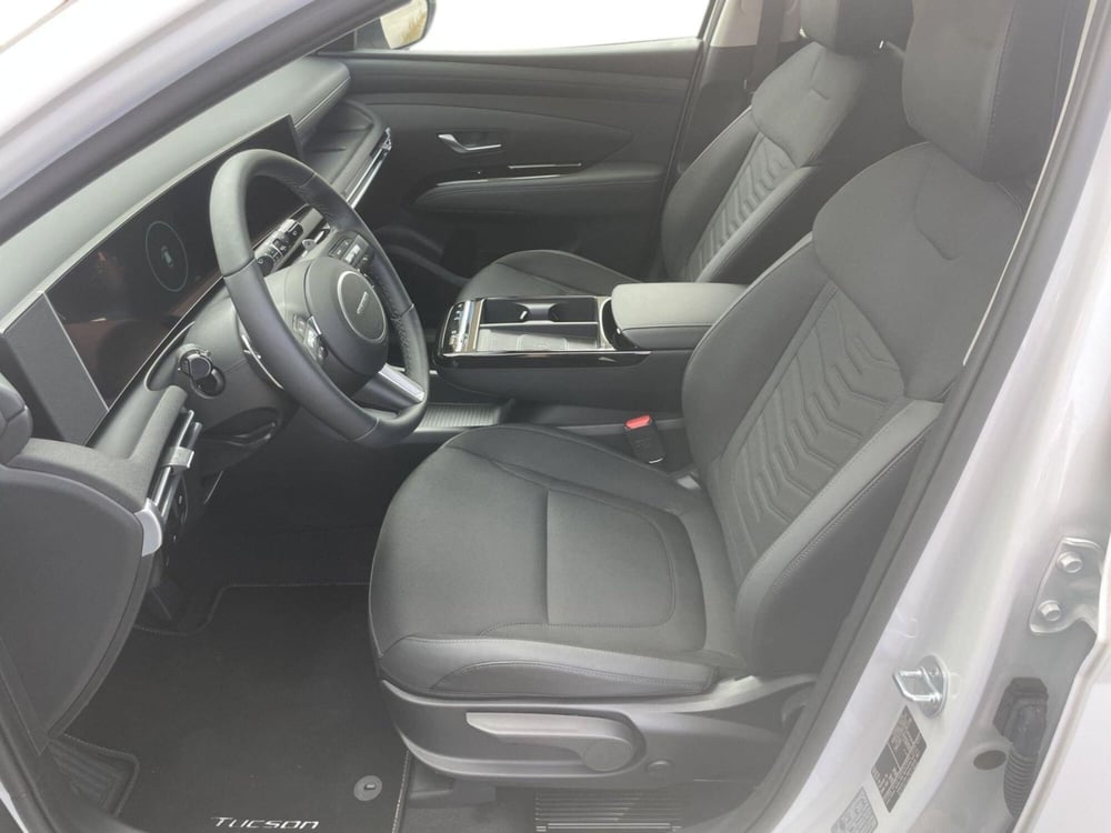 Hyundai Tucson nuova a Pistoia (10)