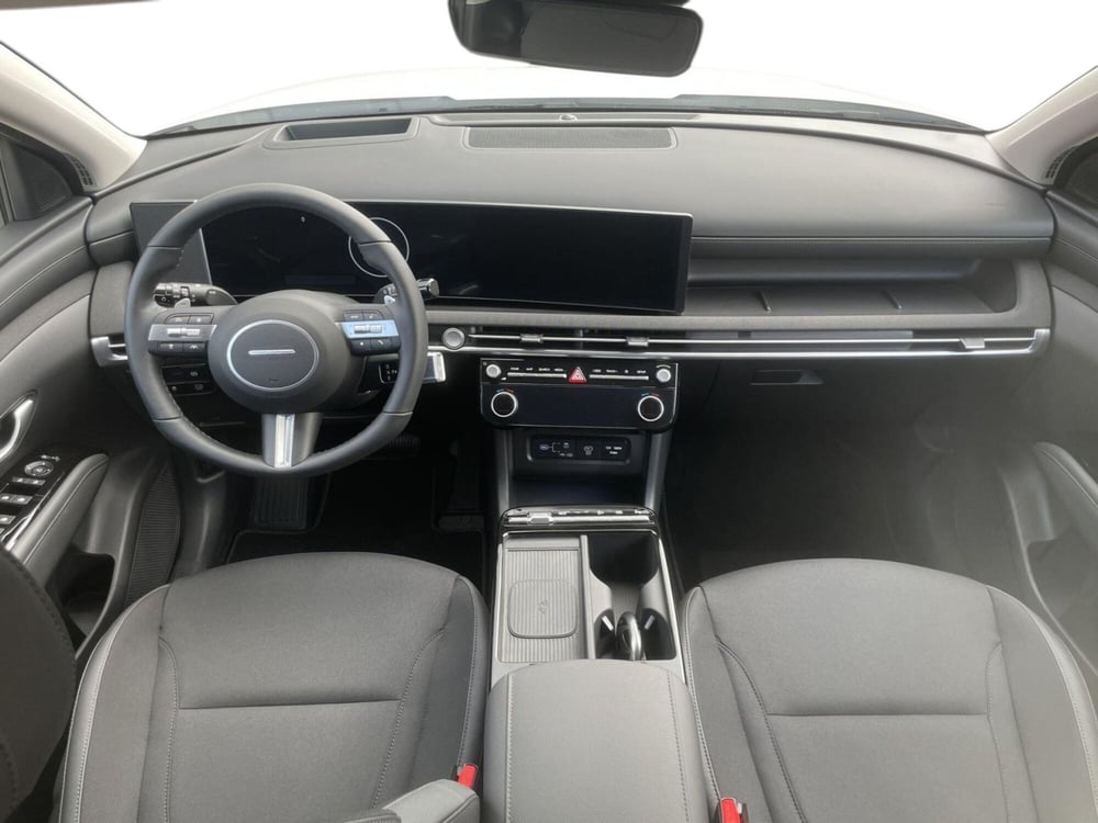 Hyundai Tucson nuova a Pistoia (13)