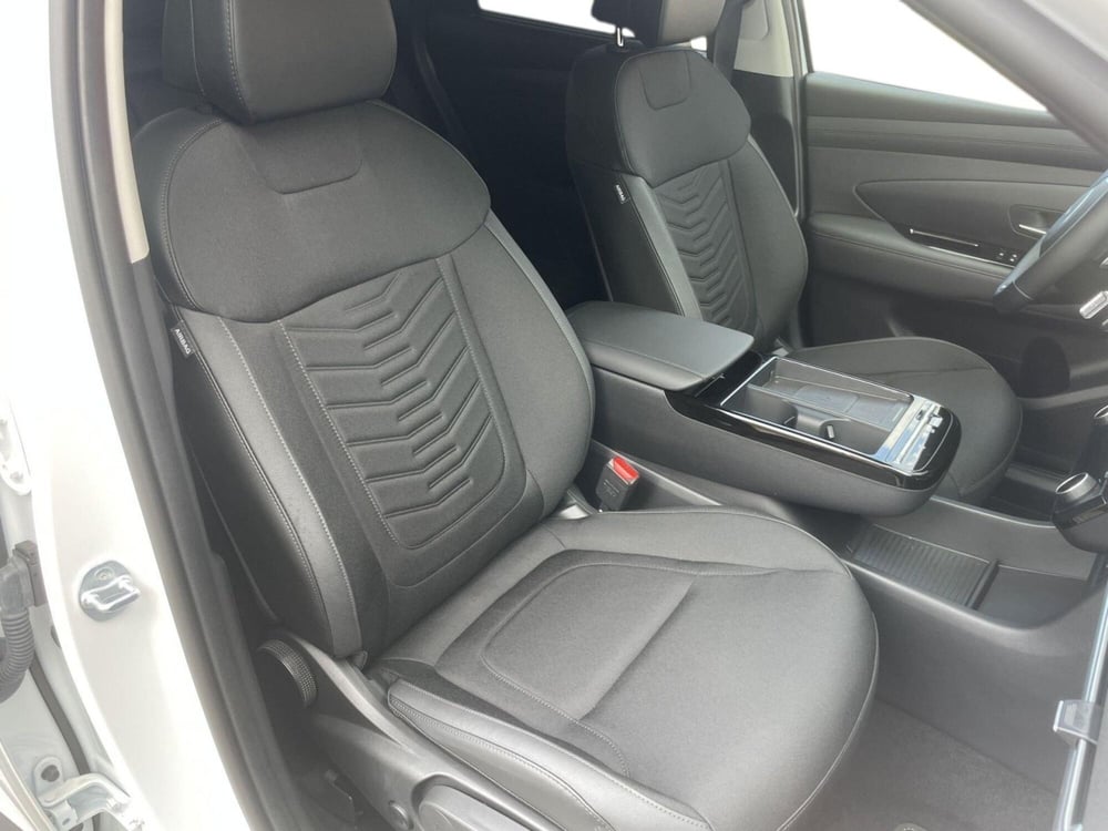 Hyundai Tucson nuova a Pistoia (14)