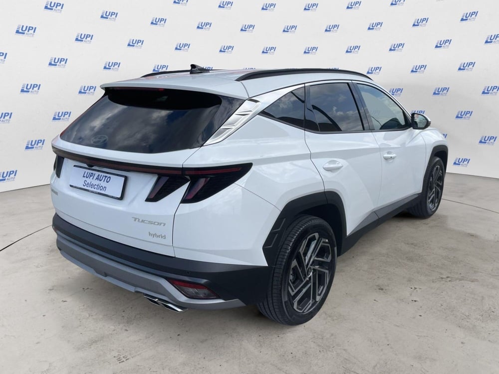 Hyundai Tucson nuova a Pistoia (6)