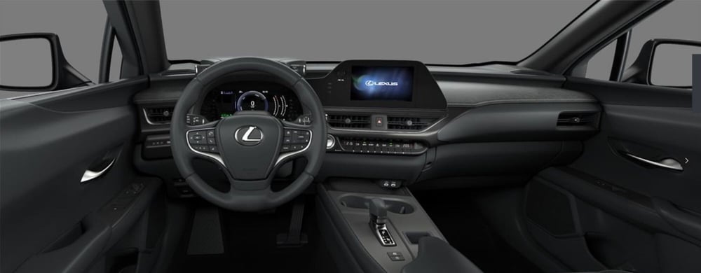 Lexus UX nuova a Cremona (7)