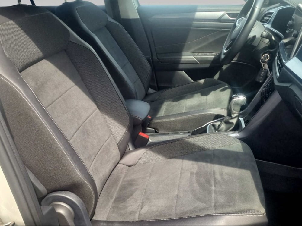 Volkswagen T-Roc usata a Livorno (12)