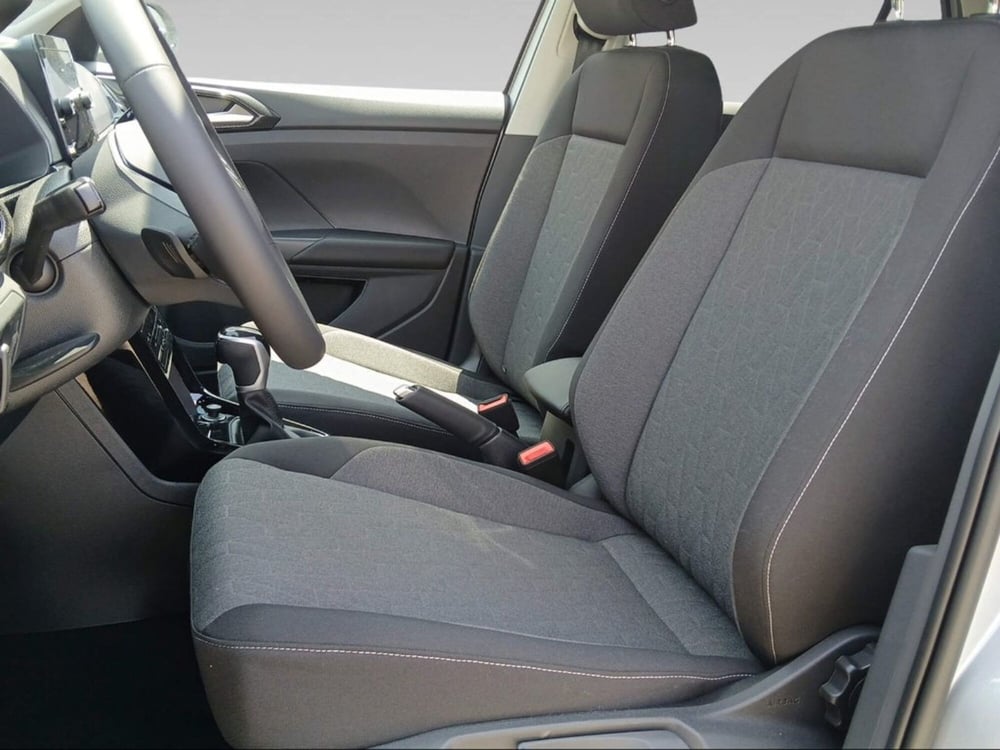 Volkswagen T-Cross nuova a Livorno (9)