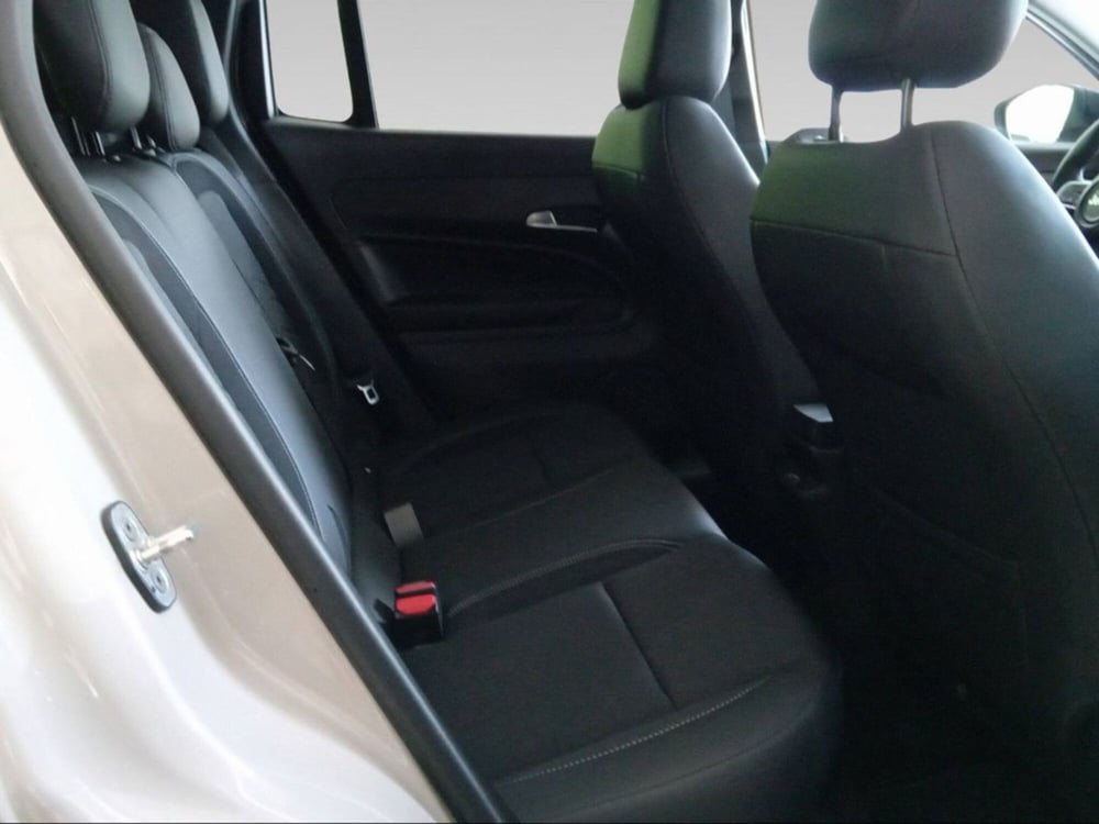 Jeep Avenger usata a Firenze (15)