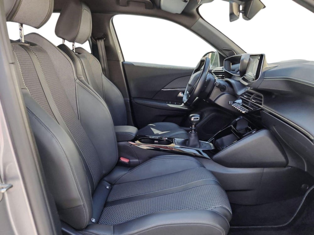 Peugeot 2008 usata a Palermo (7)