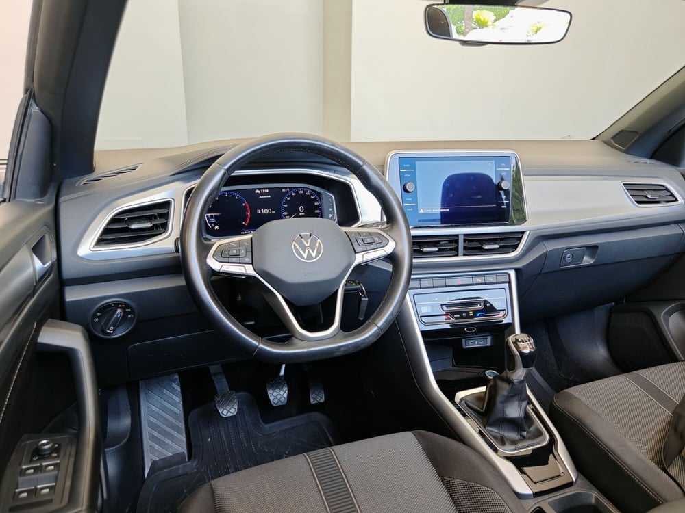 Volkswagen T-Roc Cabrio usata a Palermo (13)