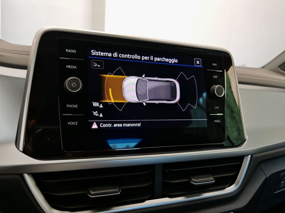 Volkswagen T-Roc Cabrio usata a Palermo (18)