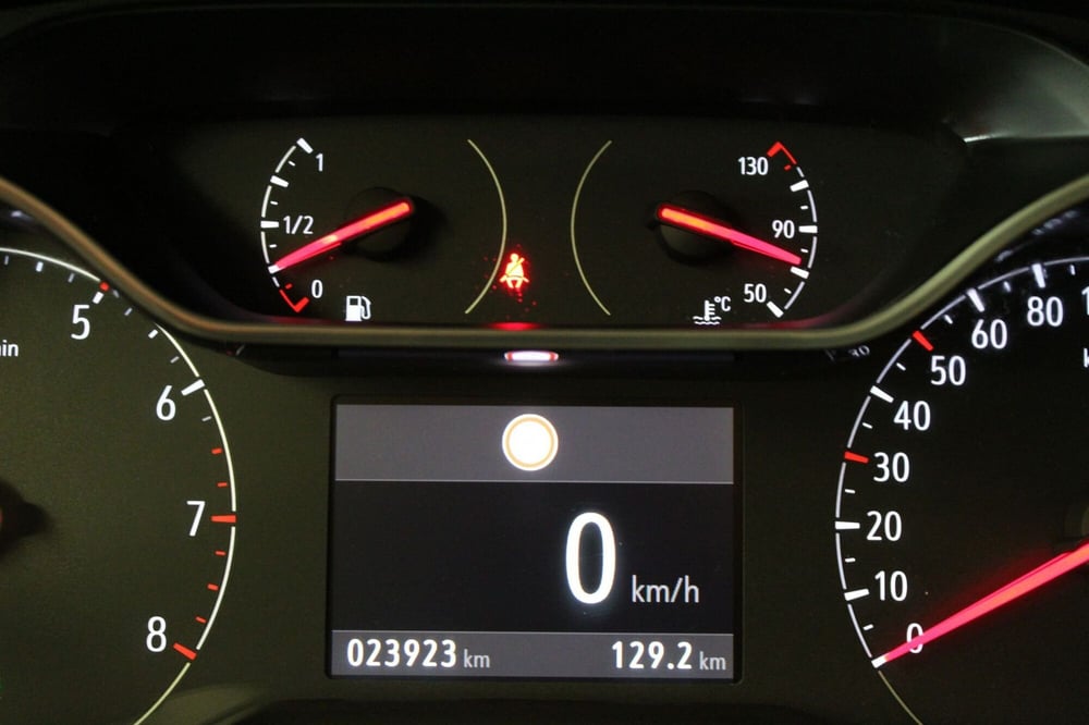 Opel Crossland usata a Cremona (11)