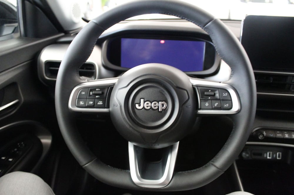 Jeep Avenger usata a Cremona (9)