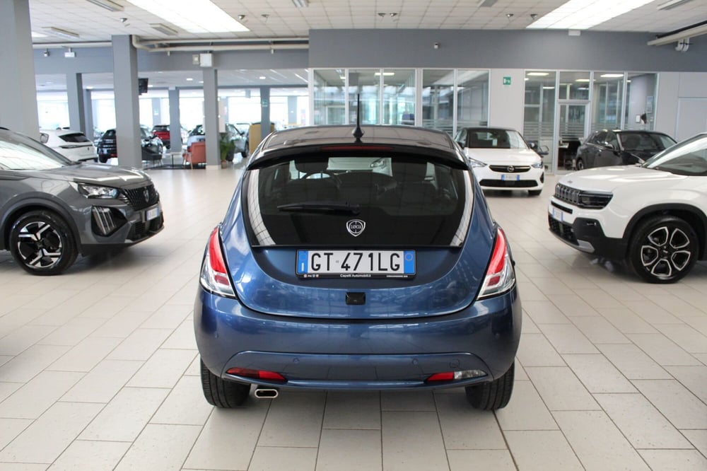 Lancia Ypsilon usata a Cremona (4)