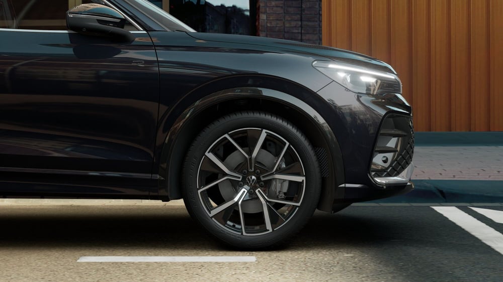 Volkswagen Tiguan nuova a Bologna (11)