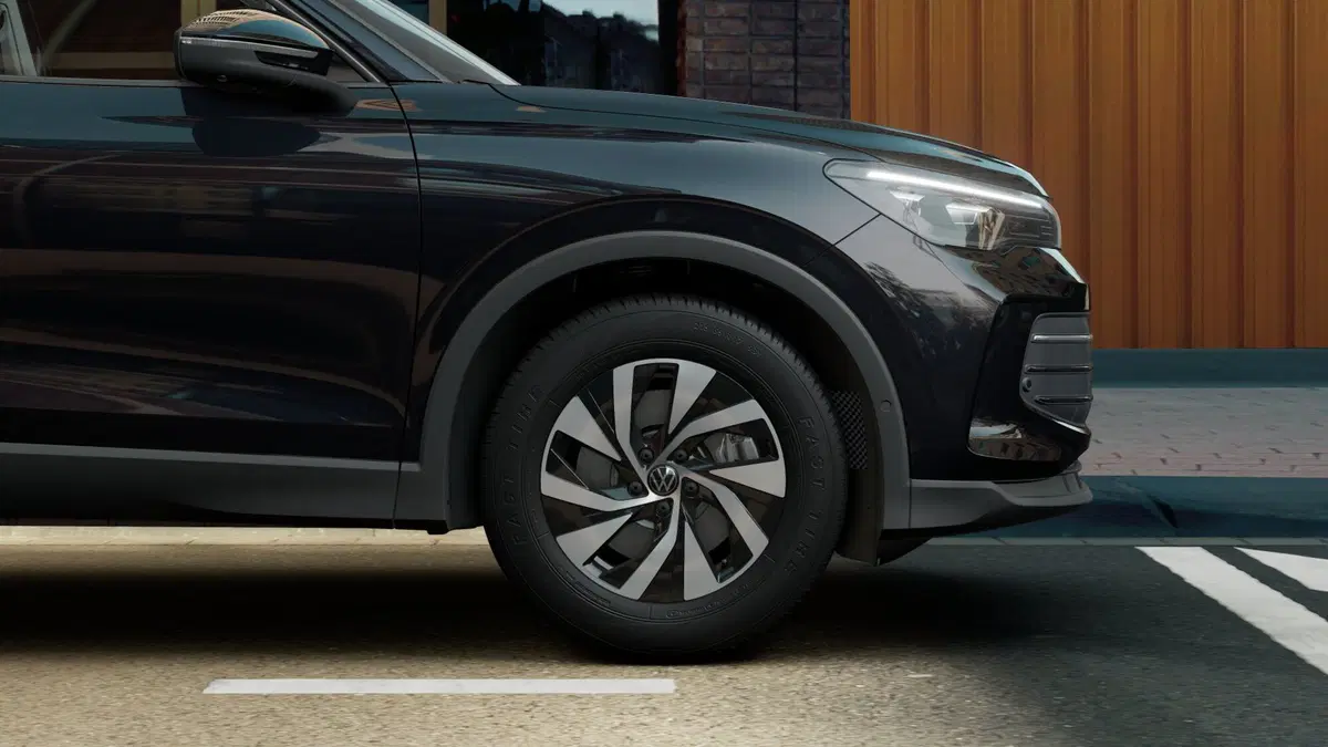 Volkswagen Tiguan nuova a Bologna (11)