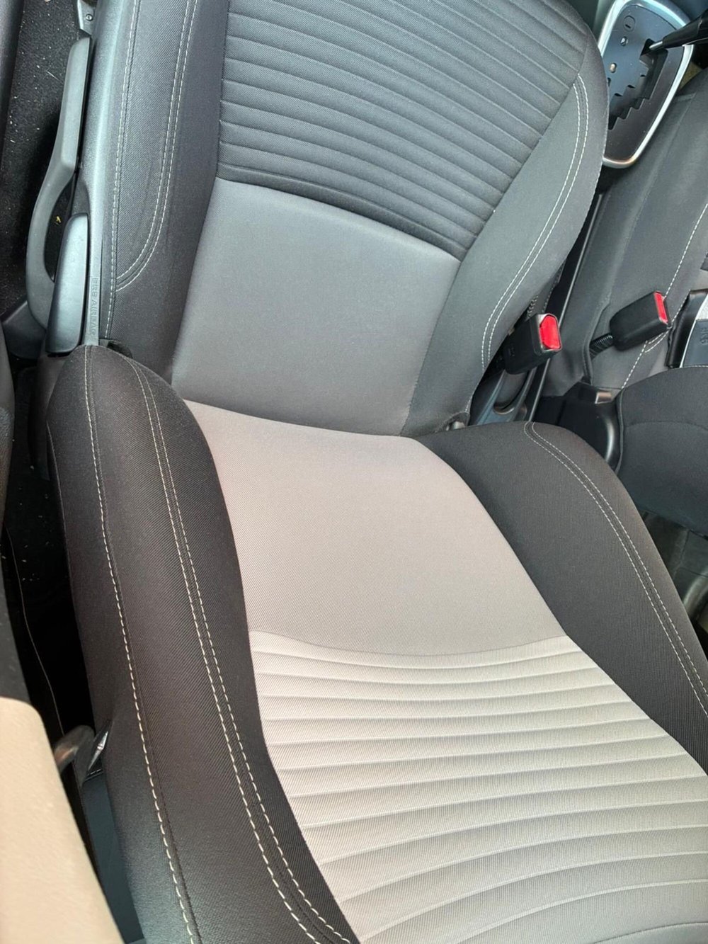 Toyota Yaris usata a Milano (9)