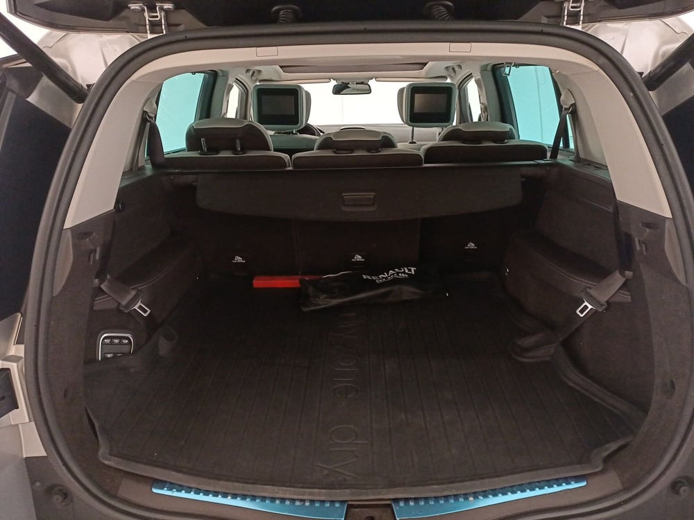 Renault Espace usata a Bari (13)