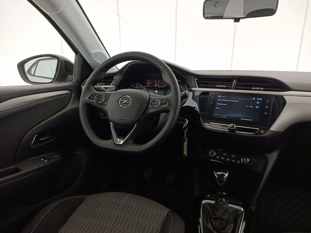 Opel Corsa usata a Bari (9)