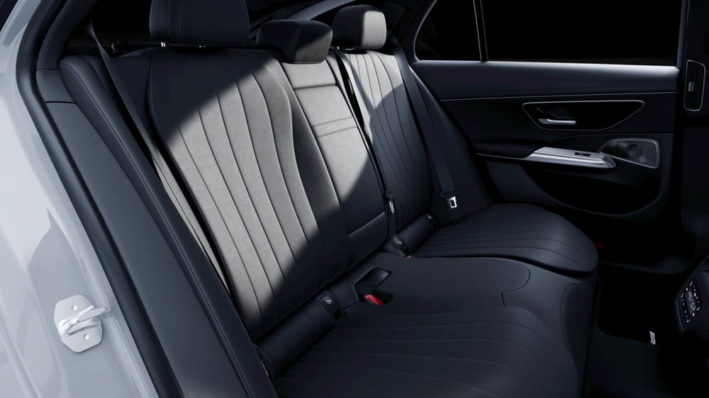 Mercedes-Benz Classe E Station Wagon nuova a Milano (6)