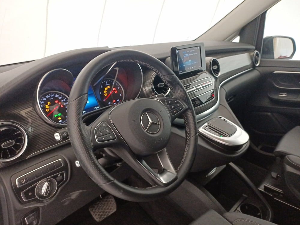 Mercedes-Benz Classe V usata a Bari (5)