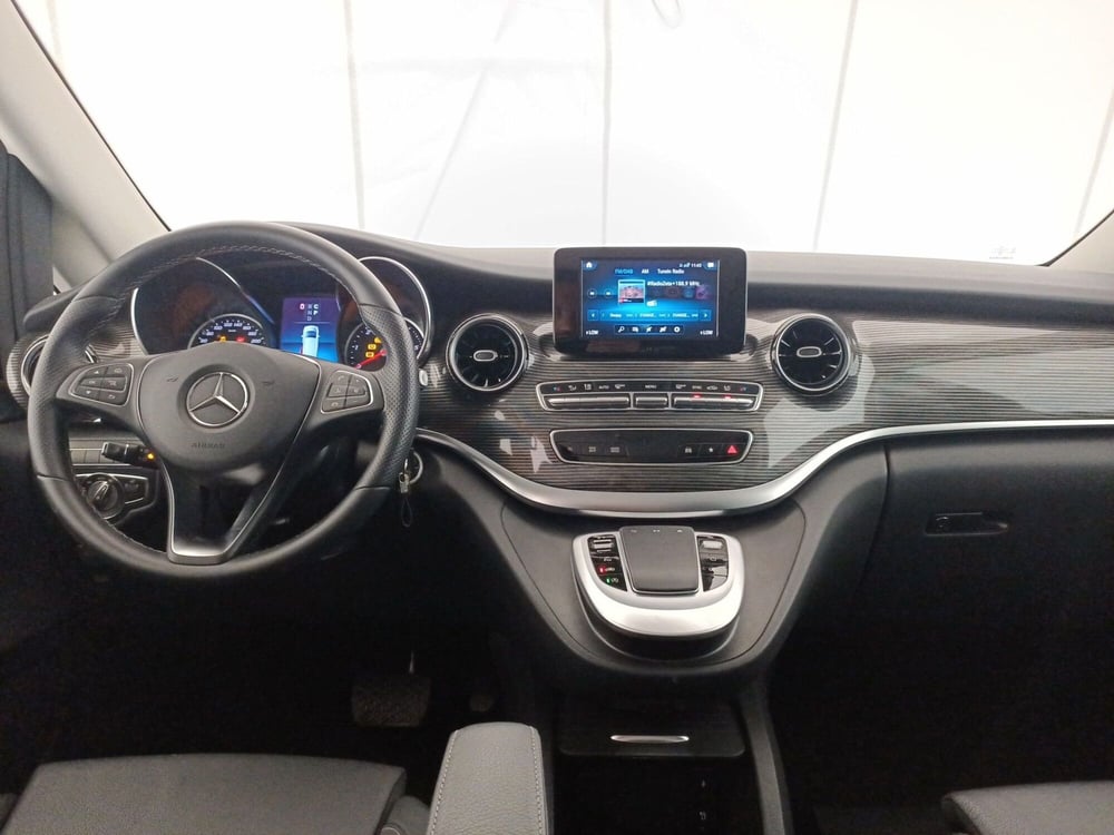 Mercedes-Benz Classe V usata a Bari (7)