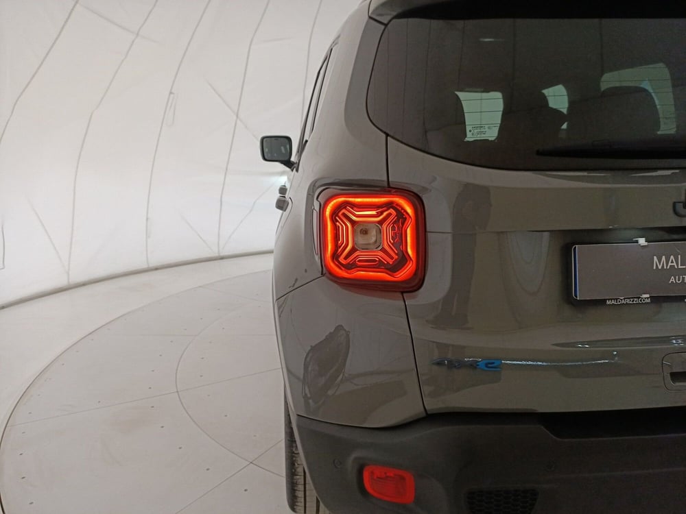 Jeep Renegade usata a Bari (11)