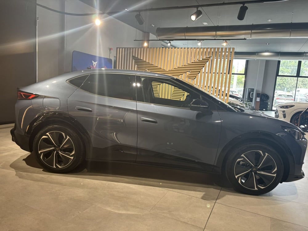 Cupra Tavascan nuova a Ferrara (4)