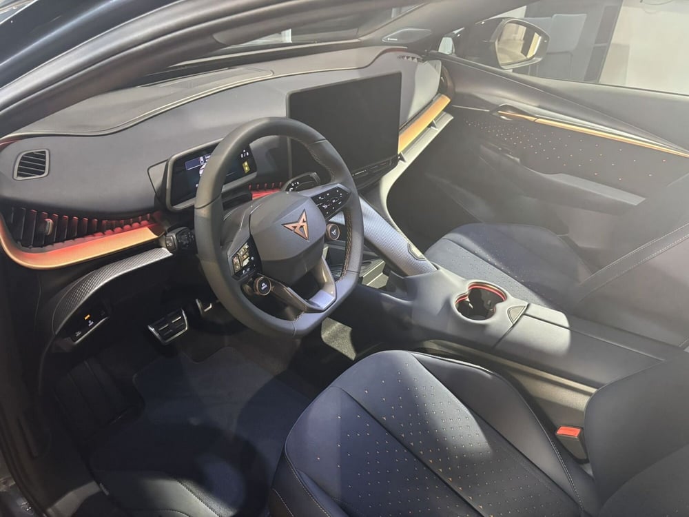Cupra Tavascan nuova a Ferrara (9)