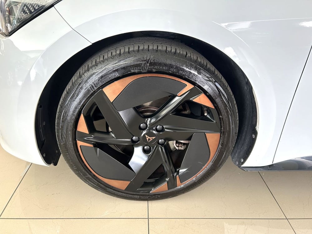 Cupra Born usata a Ferrara (7)