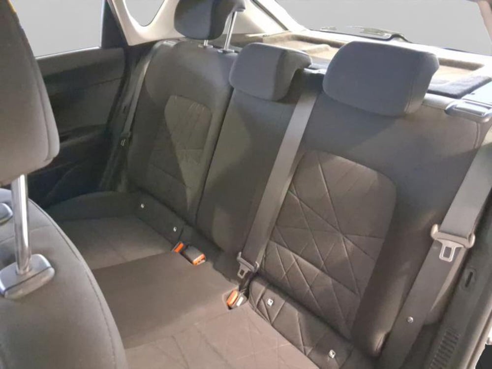 Hyundai Bayon usata a Genova (10)