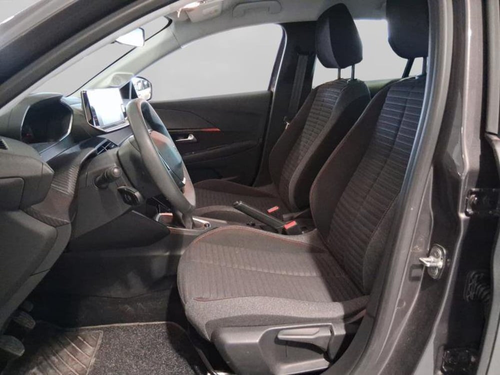 Peugeot 208 usata a Genova (9)
