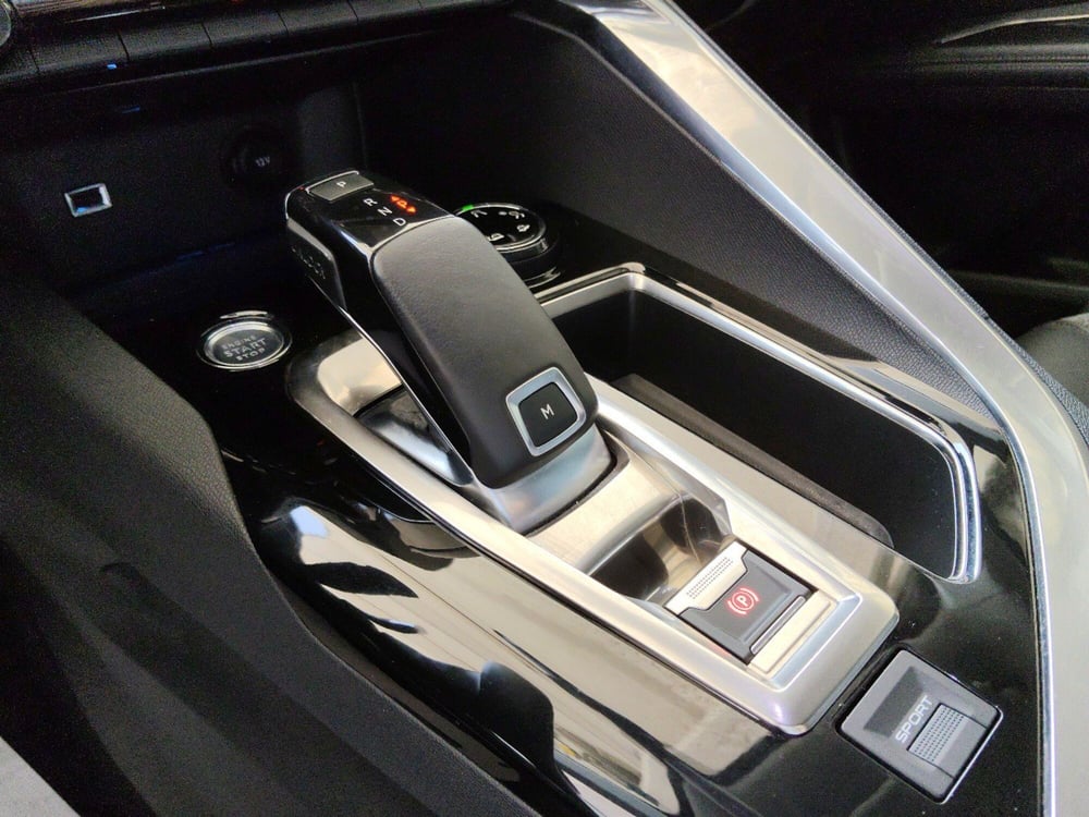 Peugeot 5008 usata a Pescara (10)
