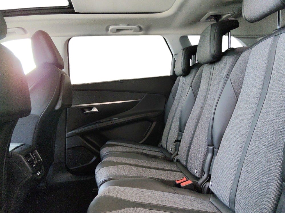 Peugeot 5008 usata a Pescara (8)