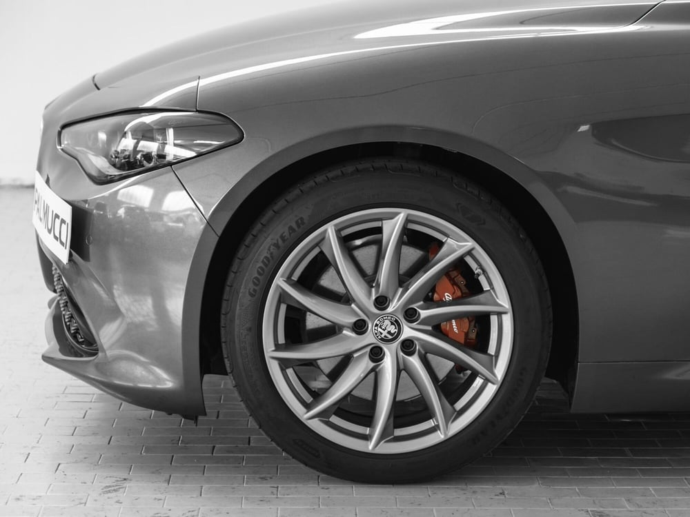 Alfa Romeo Giulia nuova a Prato (3)
