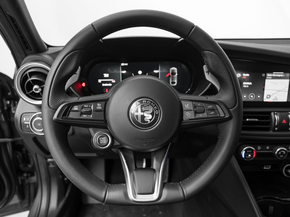 Alfa Romeo Giulia nuova a Prato (7)