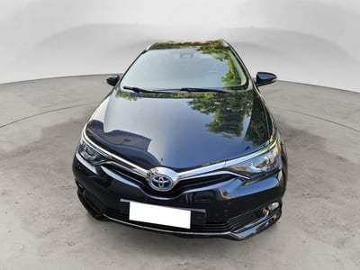 Toyota Auris Station Wagon 1.8 Hybrid Active del 2016 usata a Milano